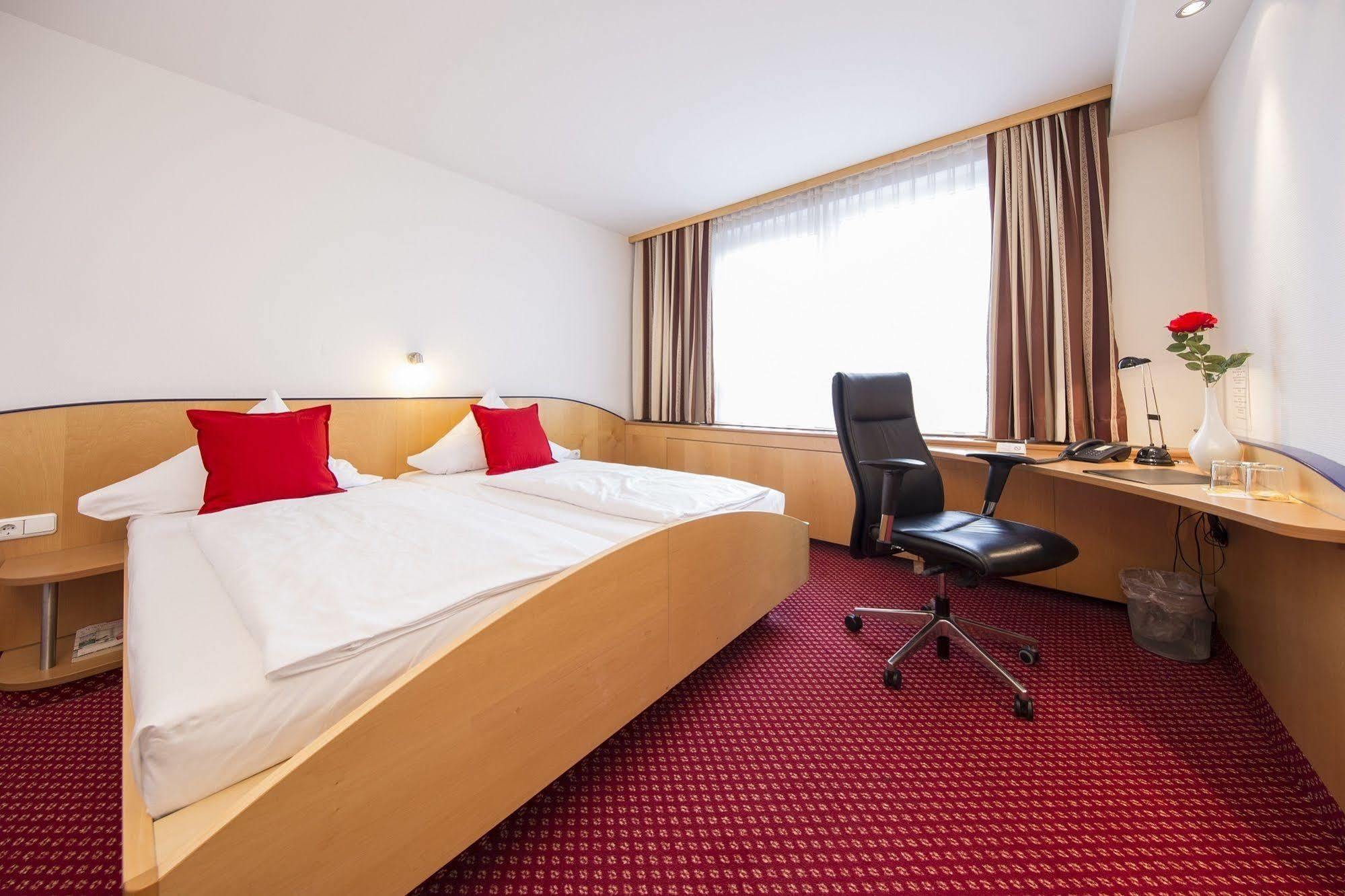Hotel L'Escala Dreieich Zewnętrze zdjęcie